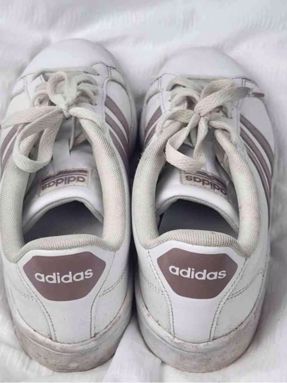 White Women's Casual Sneakers with Rose Metallic Stripes